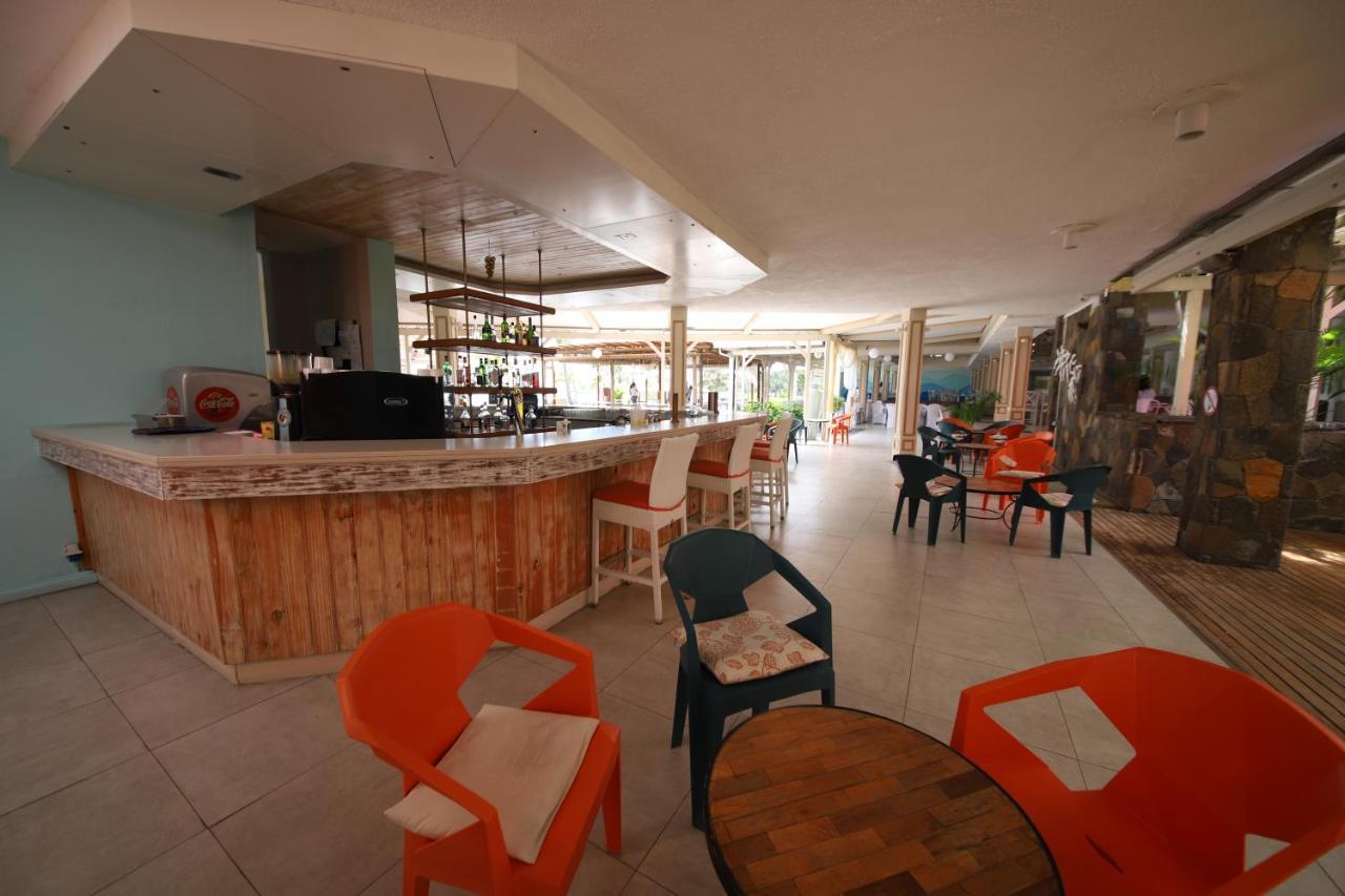 Villas Caroline Flic en Flac Luaran gambar
